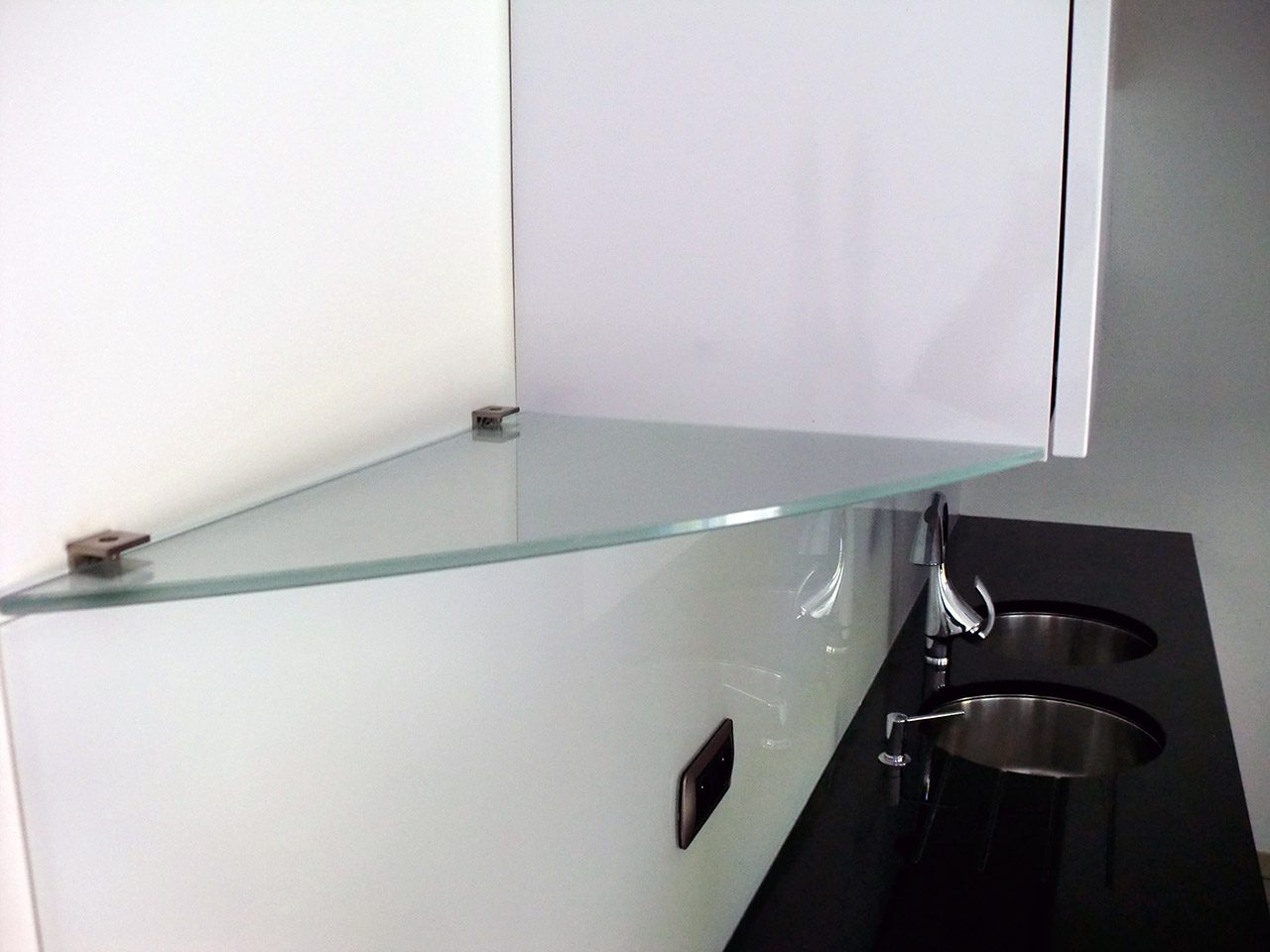 Tablette en verre